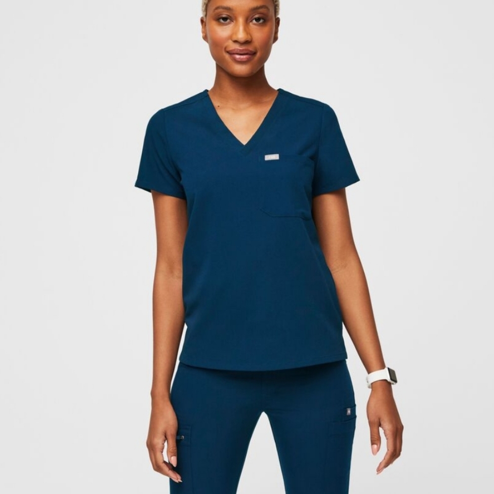 Figs - Catarina One-Pocket Scrub Top Deep Reef